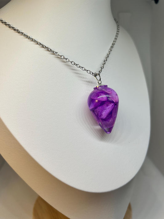 Purple teardrop Necklace