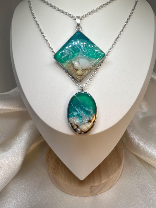Resin Ocean pendant